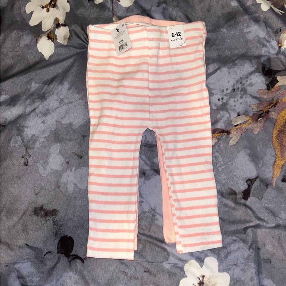 Baby girl leggings size  6-12 months
